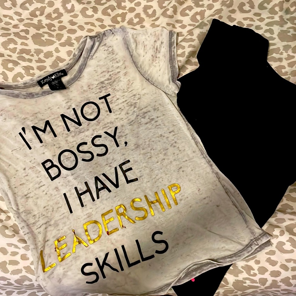 2 short sleeve shirts